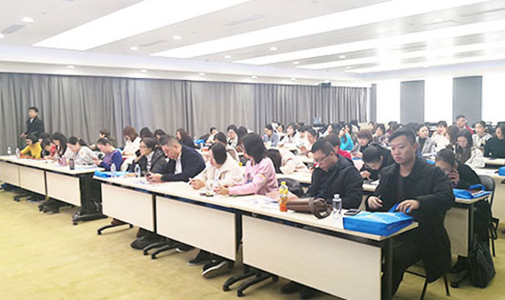 助力企業(yè)發(fā)展，預(yù)防社保風(fēng)險(xiǎn)——諾亞人力資源《社保入稅風(fēng)險(xiǎn)分析》公開(kāi)課圓滿舉辦