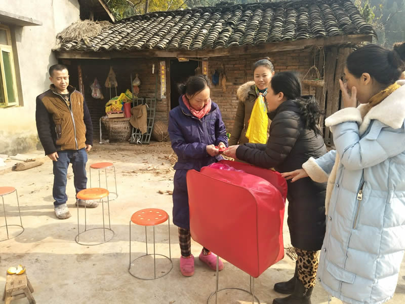 “責任正信，愛心公益”我們在行動——綿陽游仙區(qū)登仙村之行